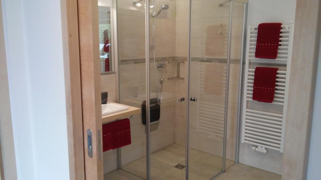 فندق Haus Fliri كورون فينوستا المظهر الخارجي الصورة
